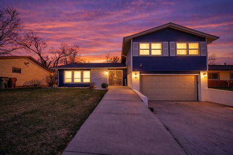 Photo of 17616 Grandview Drive, Hazel Crest, IL 60429 (MLS # 12598847)