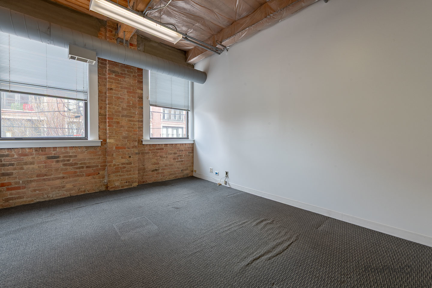 921 W Van Buren Street 2D