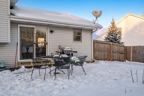 Tiny photo for 5784 Longest Drive, South Beloit, IL 61080 (MLS # 12530744)