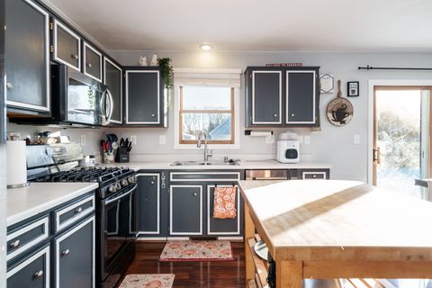 Tiny photo for 5784 Longest Drive, South Beloit, IL 61080 (MLS # 12530744)