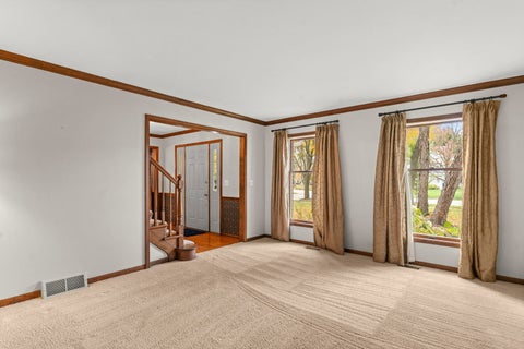 Tiny photo for 2120 Forest Ridge Road, St. Charles, IL 60174 (MLS # 12798095)