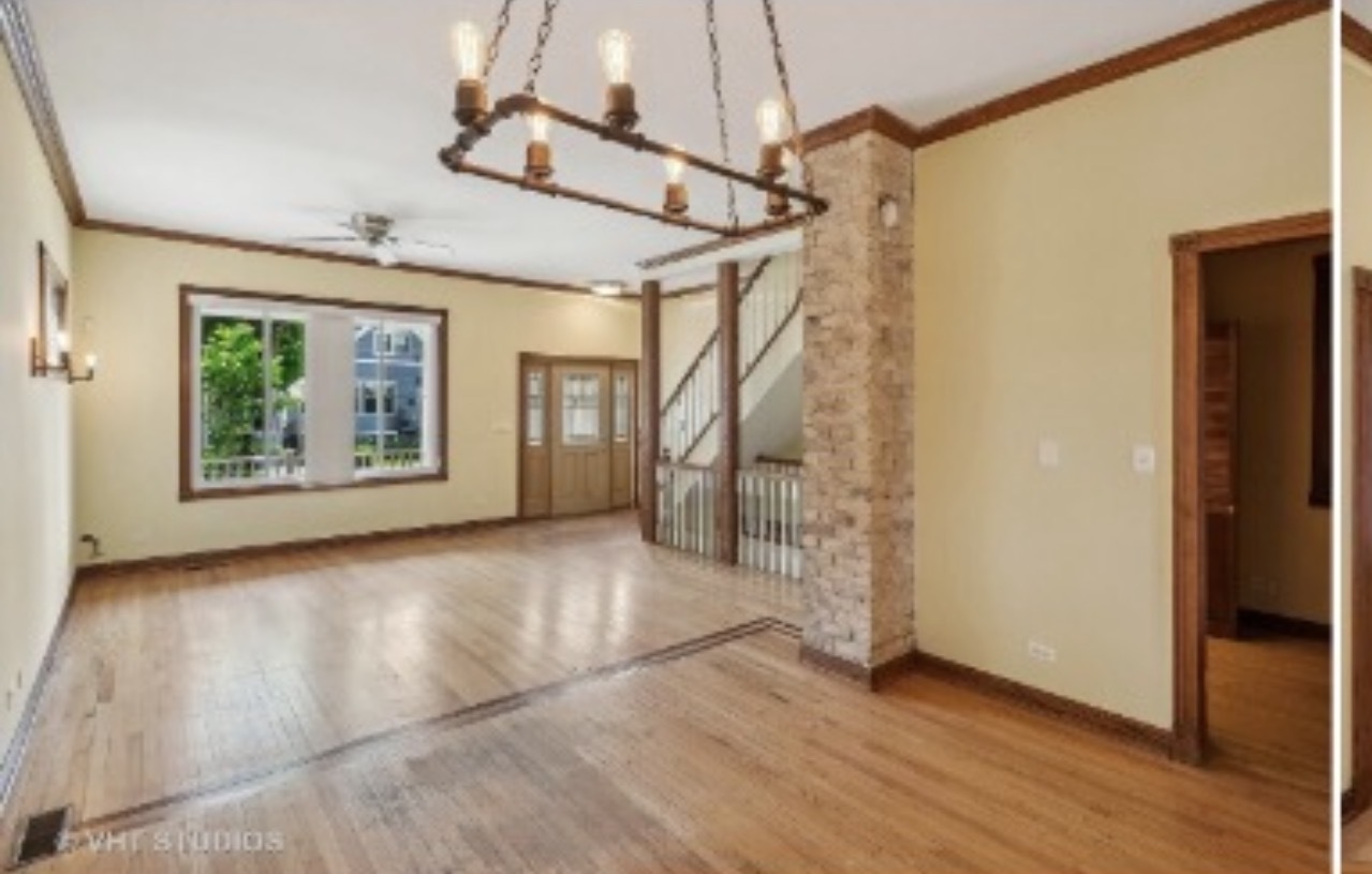 3035 N Leavitt Street 1