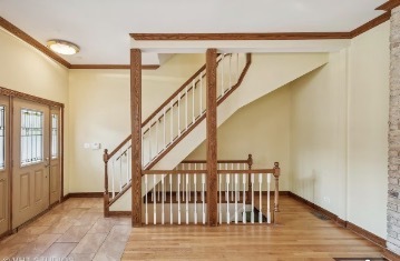 3035 N Leavitt Street 1