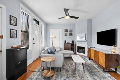 Tiny photo for 2112 N Seminary Avenue #18, Chicago, IL 60614 (MLS # 12734354)