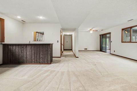 Tiny photo for 186 Wexford Road, Valparaiso, IN 46385 (MLS # 12608250)