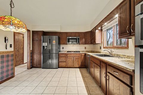 Tiny photo for 186 Wexford Road, Valparaiso, IN 46385 (MLS # 12608250)