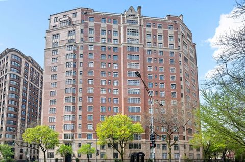 Photo of 3800 N Lake Shore Drive #2C, Chicago, IL 60613 (MLS # 12487175)
