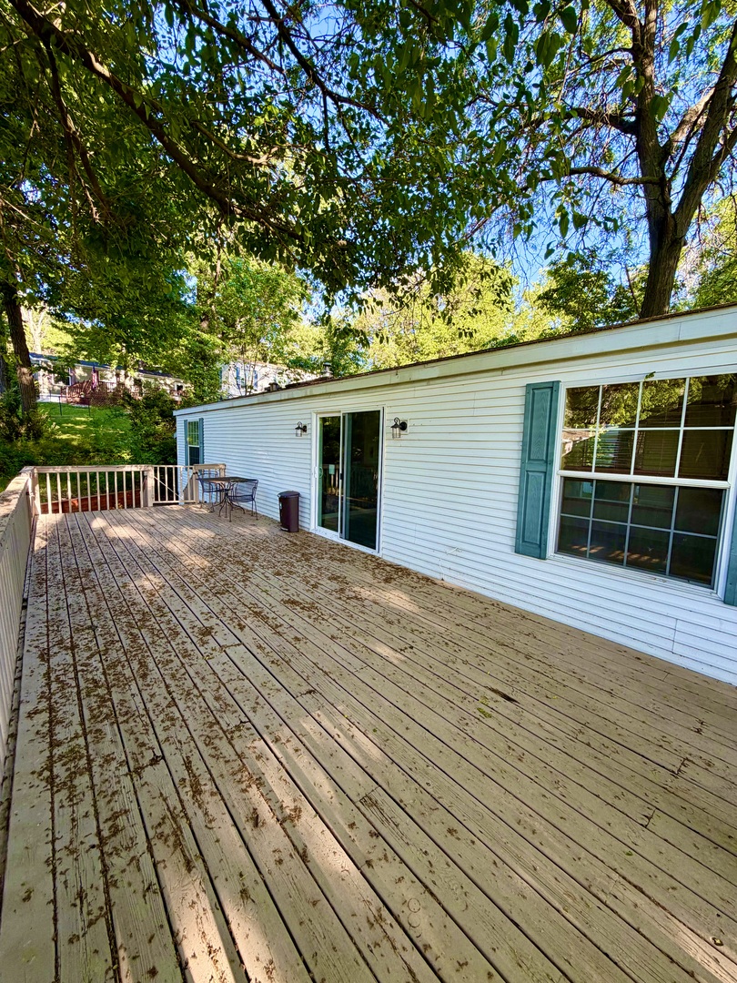 1009 Bay Road 23