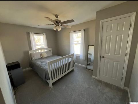 Tiny photo for 723 E Brennan Drive, Quincy, IL 62301 (MLS # 12608892)