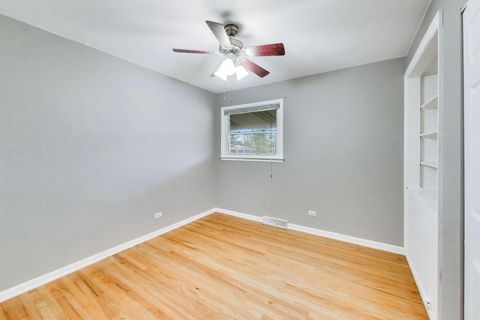 Tiny photo for 1061 E Sayles Drive, Palatine, IL 60074 (MLS # 12616730)