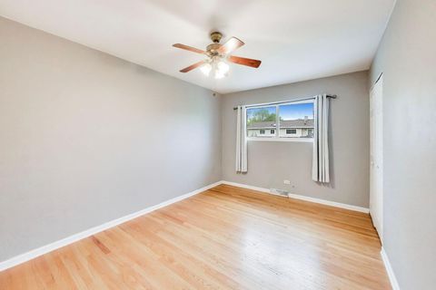 Tiny photo for 1061 E Sayles Drive, Palatine, IL 60074 (MLS # 12616730)