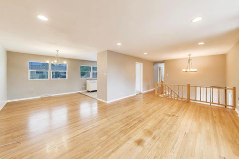 Tiny photo for 1061 E Sayles Drive, Palatine, IL 60074 (MLS # 12616730)