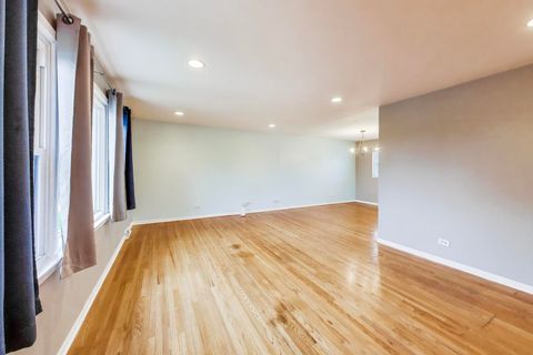 Tiny photo for 1061 E Sayles Drive, Palatine, IL 60074 (MLS # 12616730)