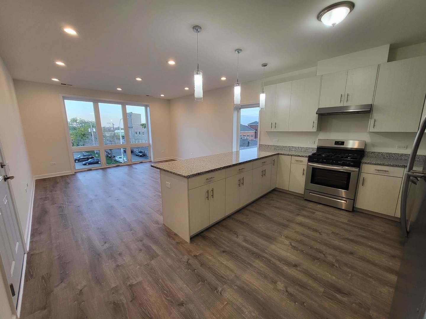 3595 S Archer Avenue 2C