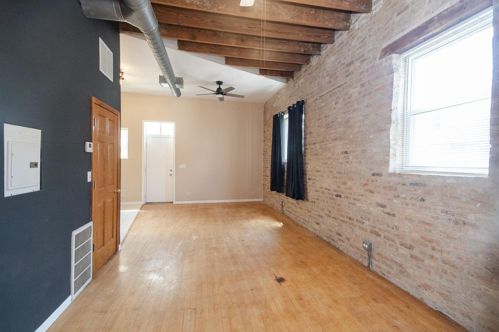 2849 W Belmont Avenue 2R
