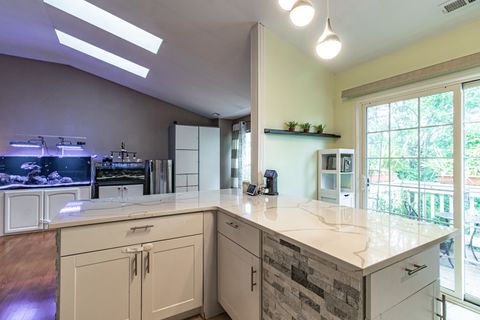 Tiny photo for 802 Stonewall Court, Schaumburg, IL 60173 (MLS # 12469211)