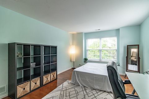 Tiny photo for 802 Stonewall Court, Schaumburg, IL 60173 (MLS # 12469211)