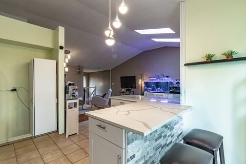 Tiny photo for 802 Stonewall Court, Schaumburg, IL 60173 (MLS # 12469211)