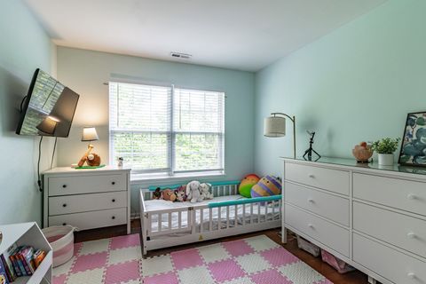 Tiny photo for 802 Stonewall Court, Schaumburg, IL 60173 (MLS # 12469211)