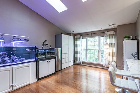 Tiny photo for 802 Stonewall Court, Schaumburg, IL 60173 (MLS # 12469211)
