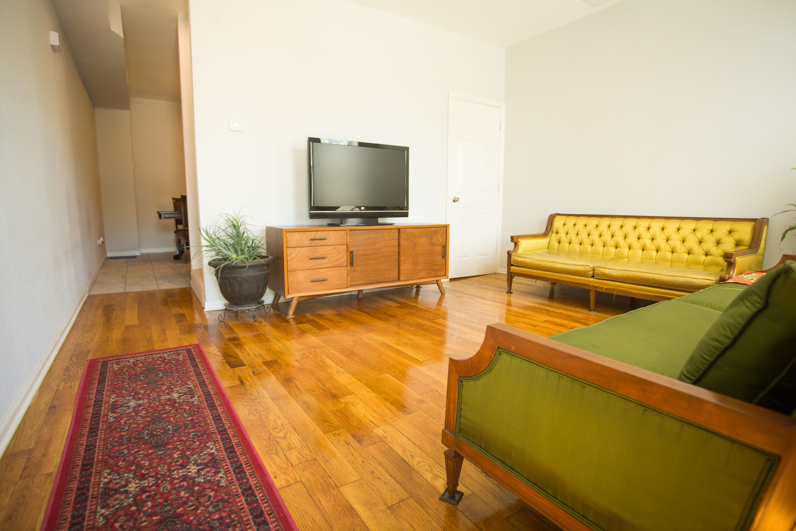 10435 S CORLISS Avenue