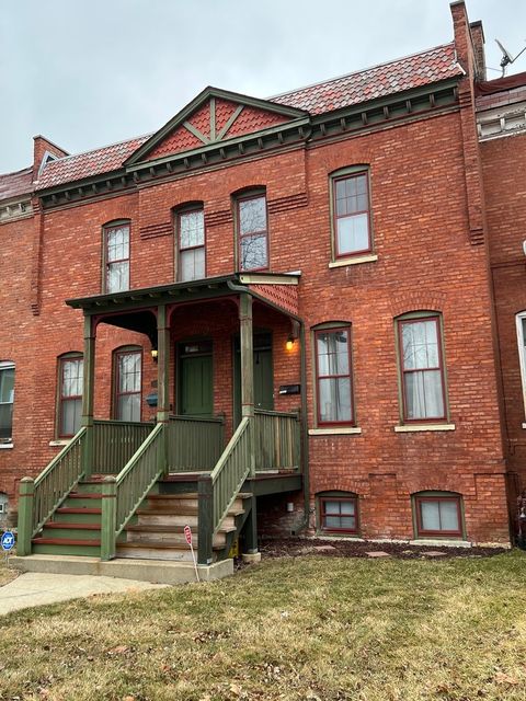 10435 S CORLISS Avenue Chicago IL 60628