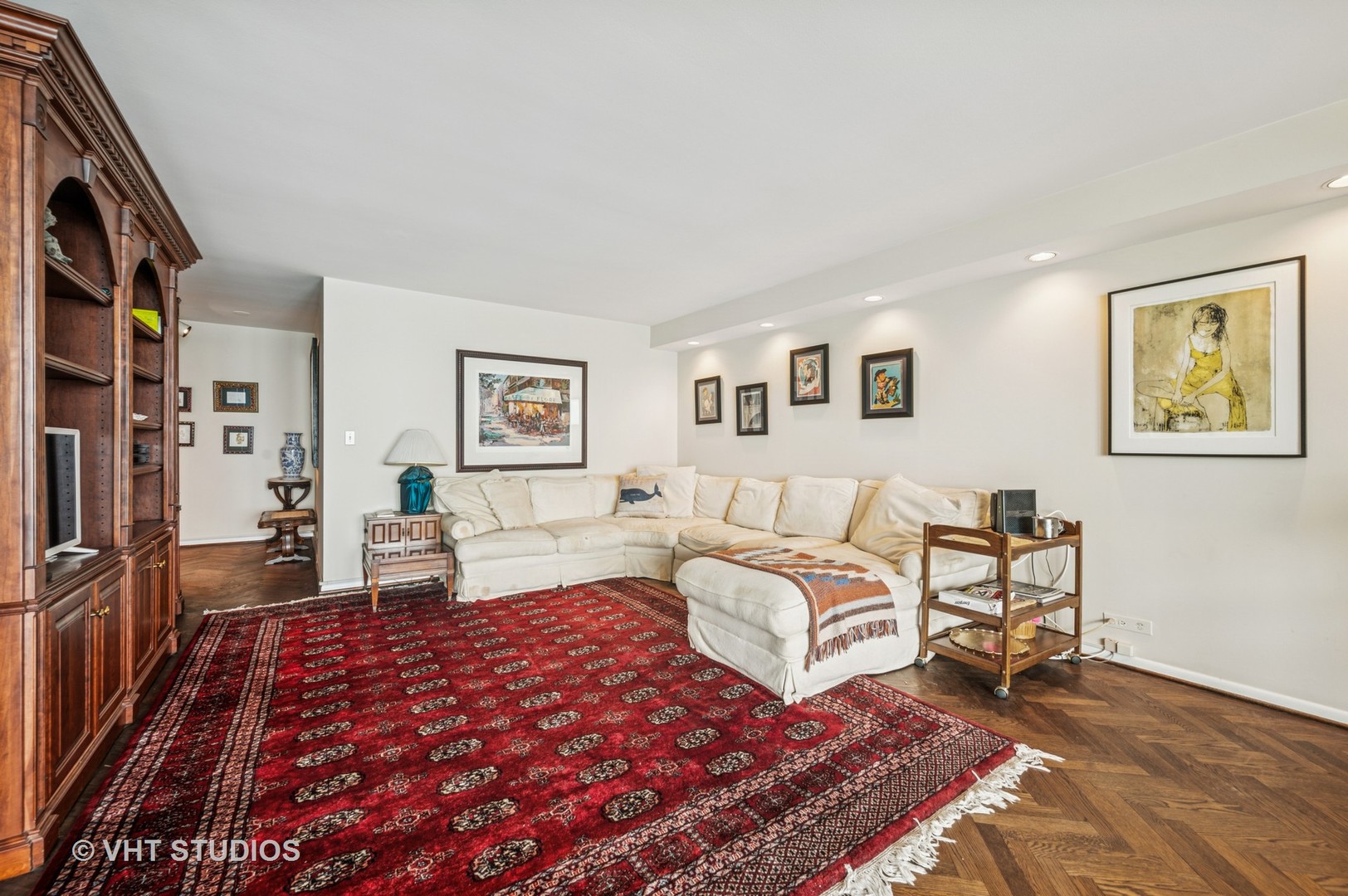 1212 N Lake Shore Drive 28CS