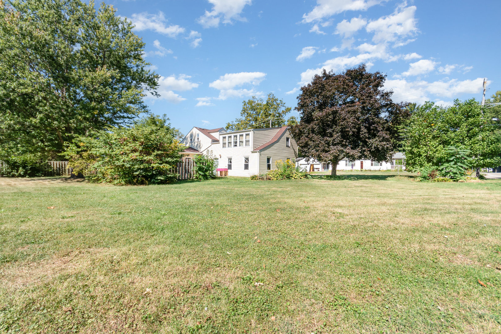 215 W Rock Street