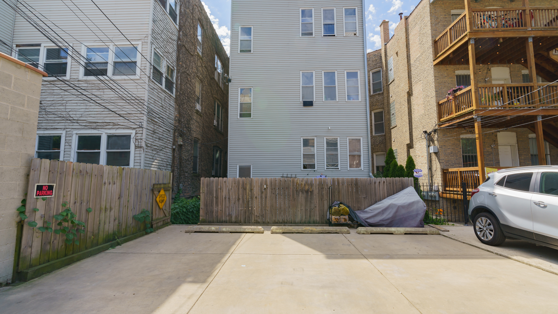 3817 N Wilton Avenue 3