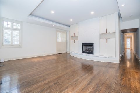 Tiny photo for 658 W WILLOW Street, Chicago, IL 60614 (MLS # 12438586)