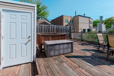 Tiny photo for 658 W WILLOW Street, Chicago, IL 60614 (MLS # 12438586)
