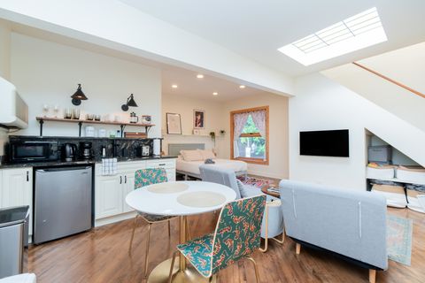 Tiny photo for 658 W WILLOW Street, Chicago, IL 60614 (MLS # 12438586)