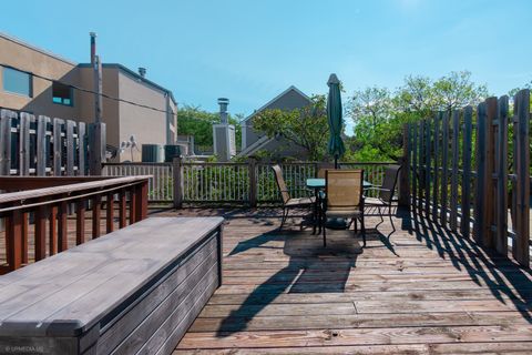Tiny photo for 658 W WILLOW Street, Chicago, IL 60614 (MLS # 12438586)