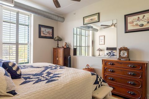 Tiny photo for 1 S Highland Avenue #400, Arlington Heights, IL 60005 (MLS # 12474237)