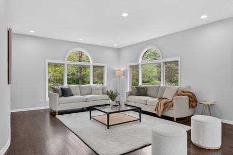 Tiny photo for 309 Dundee Road, Barrington, IL 60010 (MLS # 12627351)