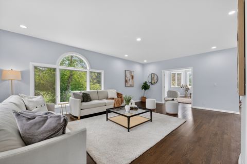 Tiny photo for 309 Dundee Road, Barrington, IL 60010 (MLS # 12627351)