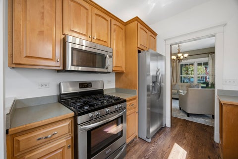 Tiny photo for 4712 Main Street, Downers Grove, IL 60515 (MLS # 12664420)