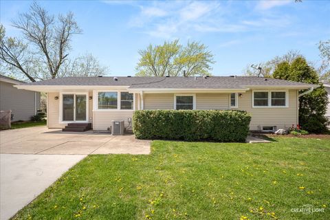 Tiny photo for 607 Grace Lane, Schaumburg, IL 60193 (MLS # 12626751)