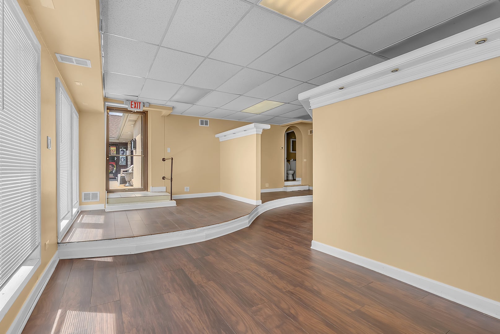 6000 W 159th Street F