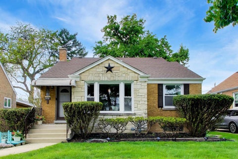 Photo of 2536 S 5th Avenue, North Riverside, IL 60546 (MLS # 12631022)
