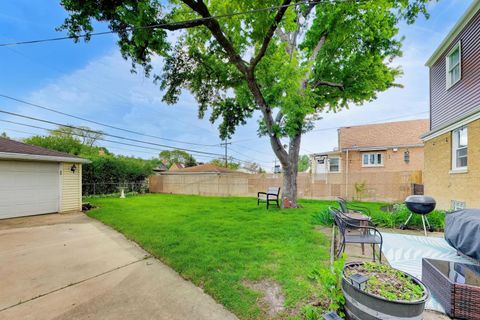 Tiny photo for 2536 S 5th Avenue, North Riverside, IL 60546 (MLS # 12631022)
