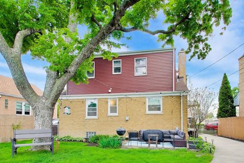 Tiny photo for 2536 S 5th Avenue, North Riverside, IL 60546 (MLS # 12631022)