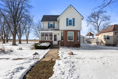 Photo of 215 Chicago Street, Dewitt, IL 61735 (MLS # 12527617)