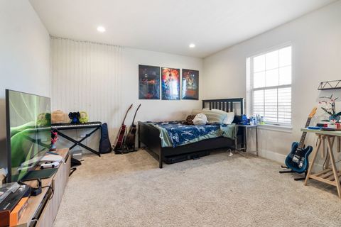 Tiny photo for 21042 Coventry Circle, Shorewood, IL 60404 (MLS # 12531850)