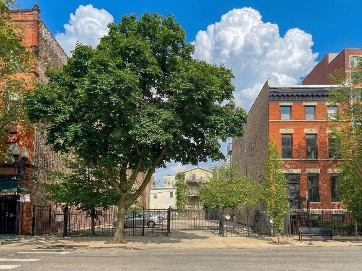 1457-59 N Sedgwick Avenue