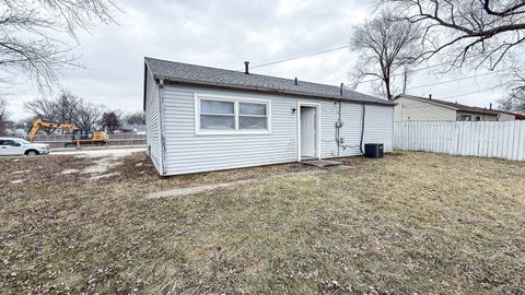 Tiny photo for 1703 Hedge Road, Champaign, IL 61821 (MLS # 12539206)
