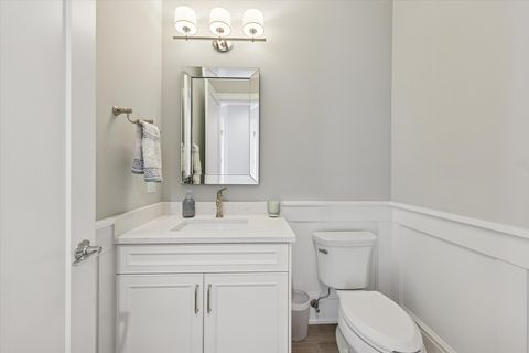 Tiny photo for 762 S Saylor Avenue, Elmhurst, IL 60126 (MLS # 12517113)