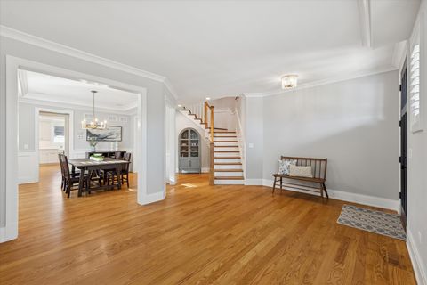 Tiny photo for 762 S Saylor Avenue, Elmhurst, IL 60126 (MLS # 12517113)