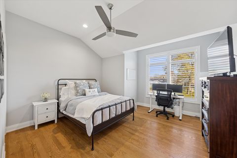 Tiny photo for 762 S Saylor Avenue, Elmhurst, IL 60126 (MLS # 12517113)