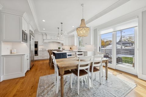 Tiny photo for 762 S Saylor Avenue, Elmhurst, IL 60126 (MLS # 12517113)